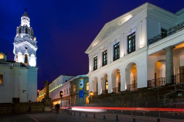 How to enjoy the best of nightlife in Quito?